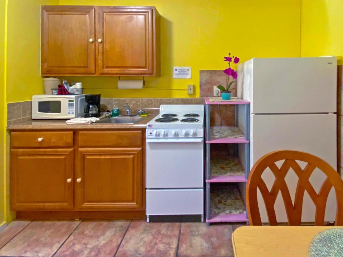 Bella Sirena Inn St. Pete Beach Eksteriør billede