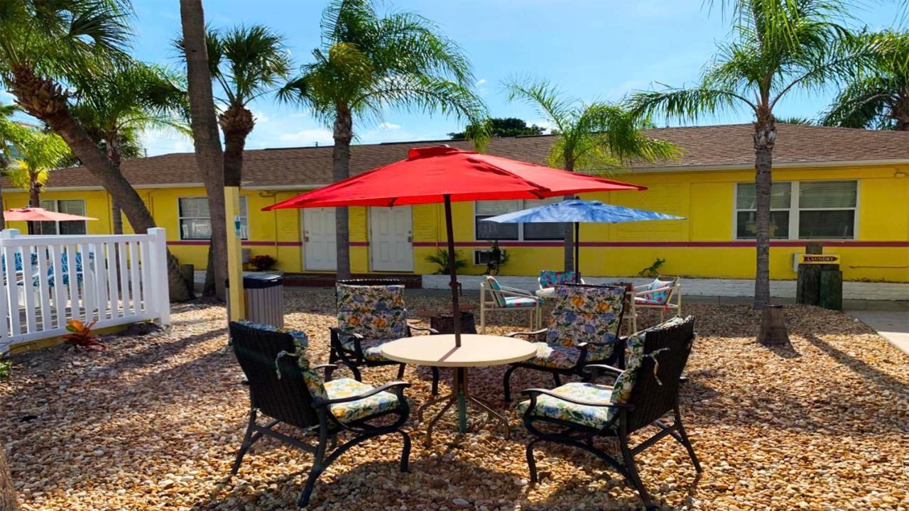 Bella Sirena Inn St. Pete Beach Eksteriør billede