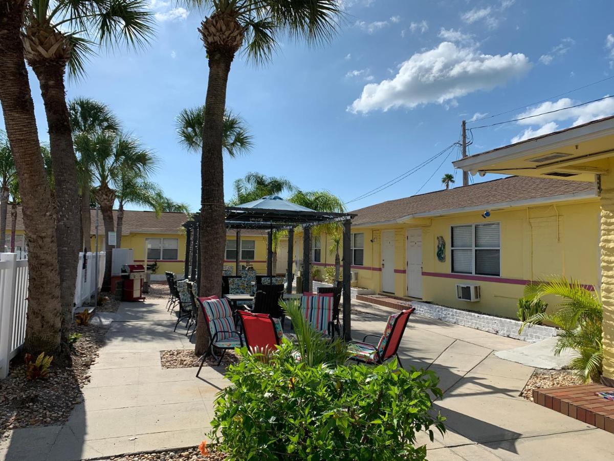 Bella Sirena Inn St. Pete Beach Eksteriør billede